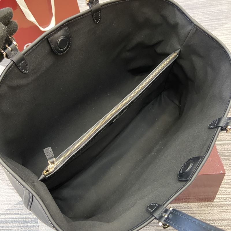 Gvc*1 tote bags